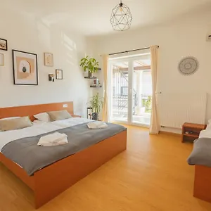  Apartamento Klara